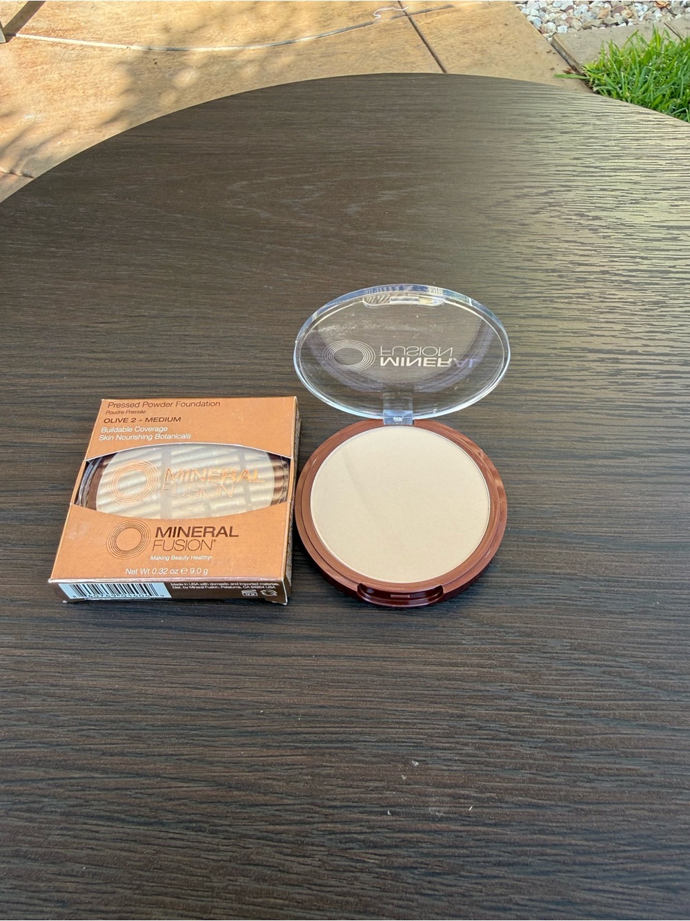 Mineral Fusion Pressed Powder Foundation Olive 2 - Medium